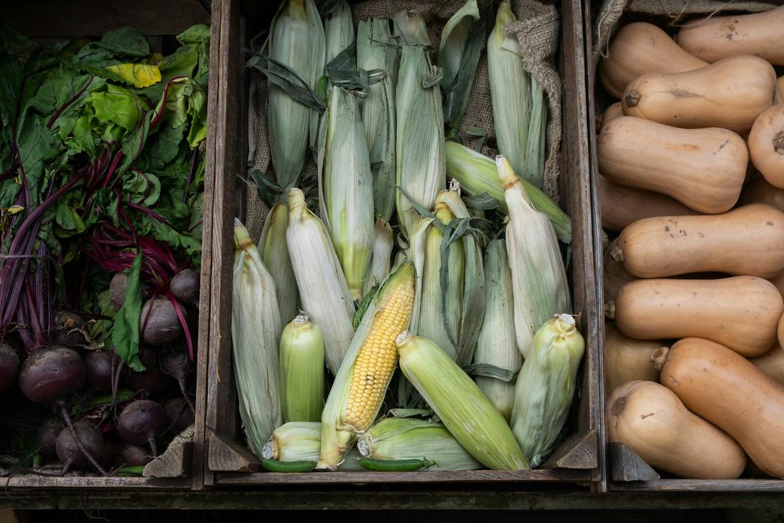 Independent grocers & farm shops